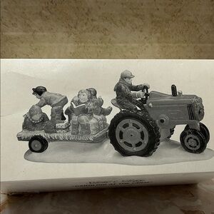 Dept 56 Caroling at the Farm Set